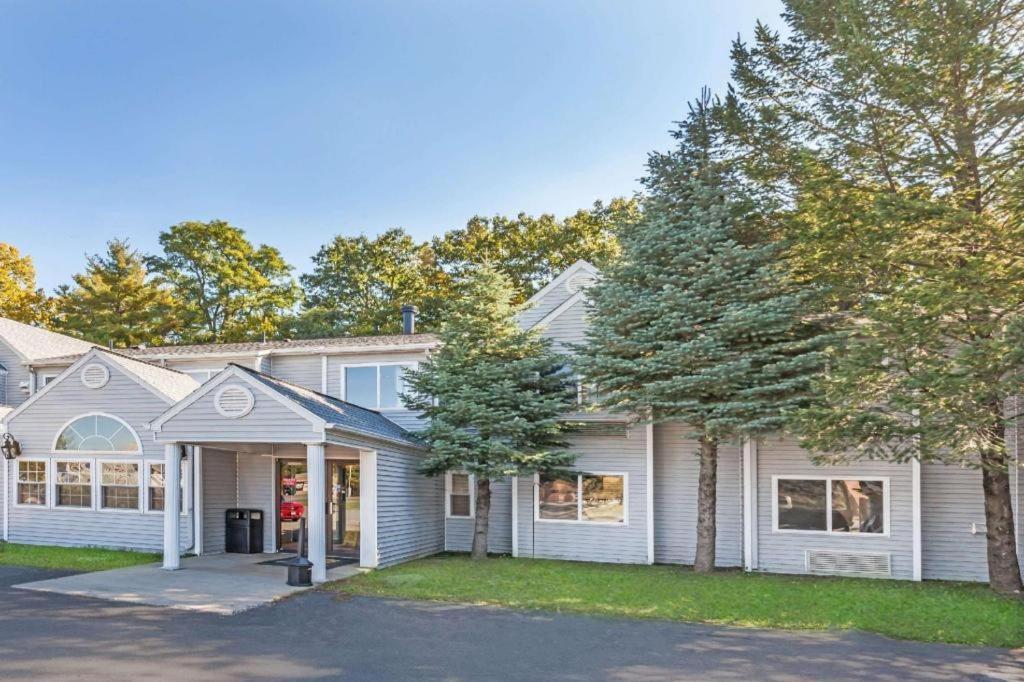 Hotel Super 8 By Wyndham Schenectady - Albany Area Esterno foto
